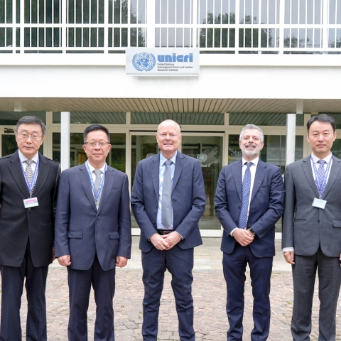 Shanghai University of Political Science and Law Visits UNICRI 